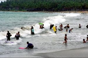Penginapan Murah Di Carita Pinggir Pantai dan Pusat Kuliner Yang Wajib Kamu Cicipin