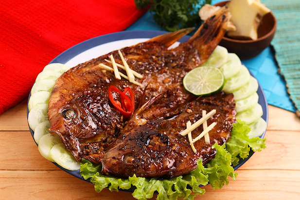 Tempat Nyaman Makanan Lezat Kakap Bakar di Cafe Pantai Carita, Hubungi WA 081210912346