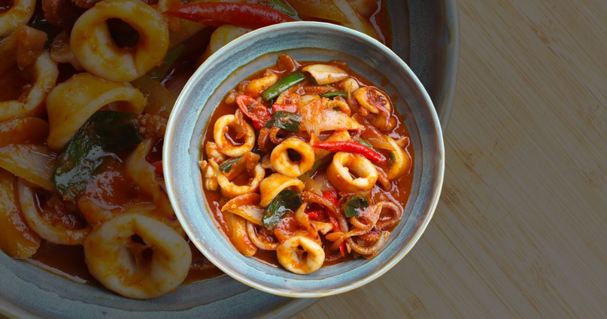 Suasana Santai Makanan Lezat Cumi Saos Padang Hanya di Cafe Pantai Carita, Hubungi WA 081210912346