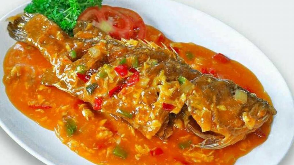 Melahap Sajian Laut Kerapu Saos Padang Enak di Cafe Pantai Carita, Hubungi WA 081210912346